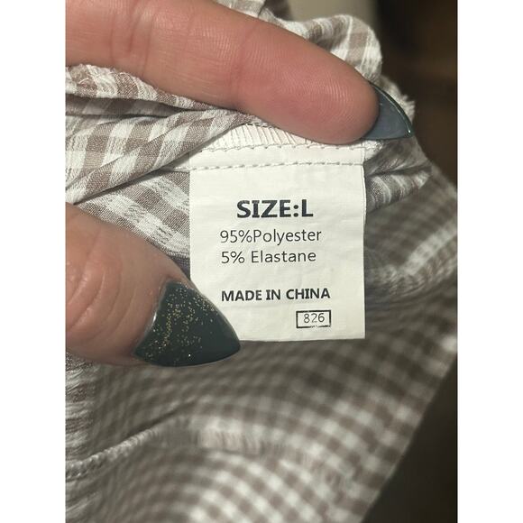 Apple Boulevard Ruffle Button-Up Top Size Large - Picture 4 of 5